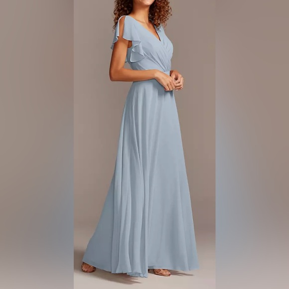 David's Bridal Dresses & Skirts - David’s Bridal Dusty Blue DayDream Dress with Flutter Sleeve Full Skirt size 0